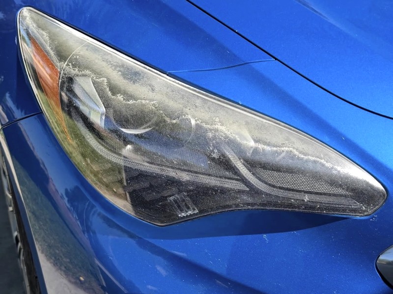 Sedan Headlight — before restoration