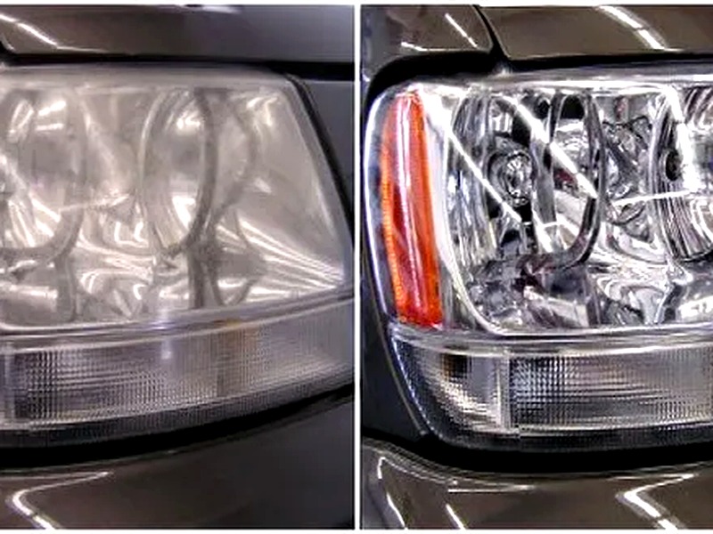 SUV Headlight before and after restoration